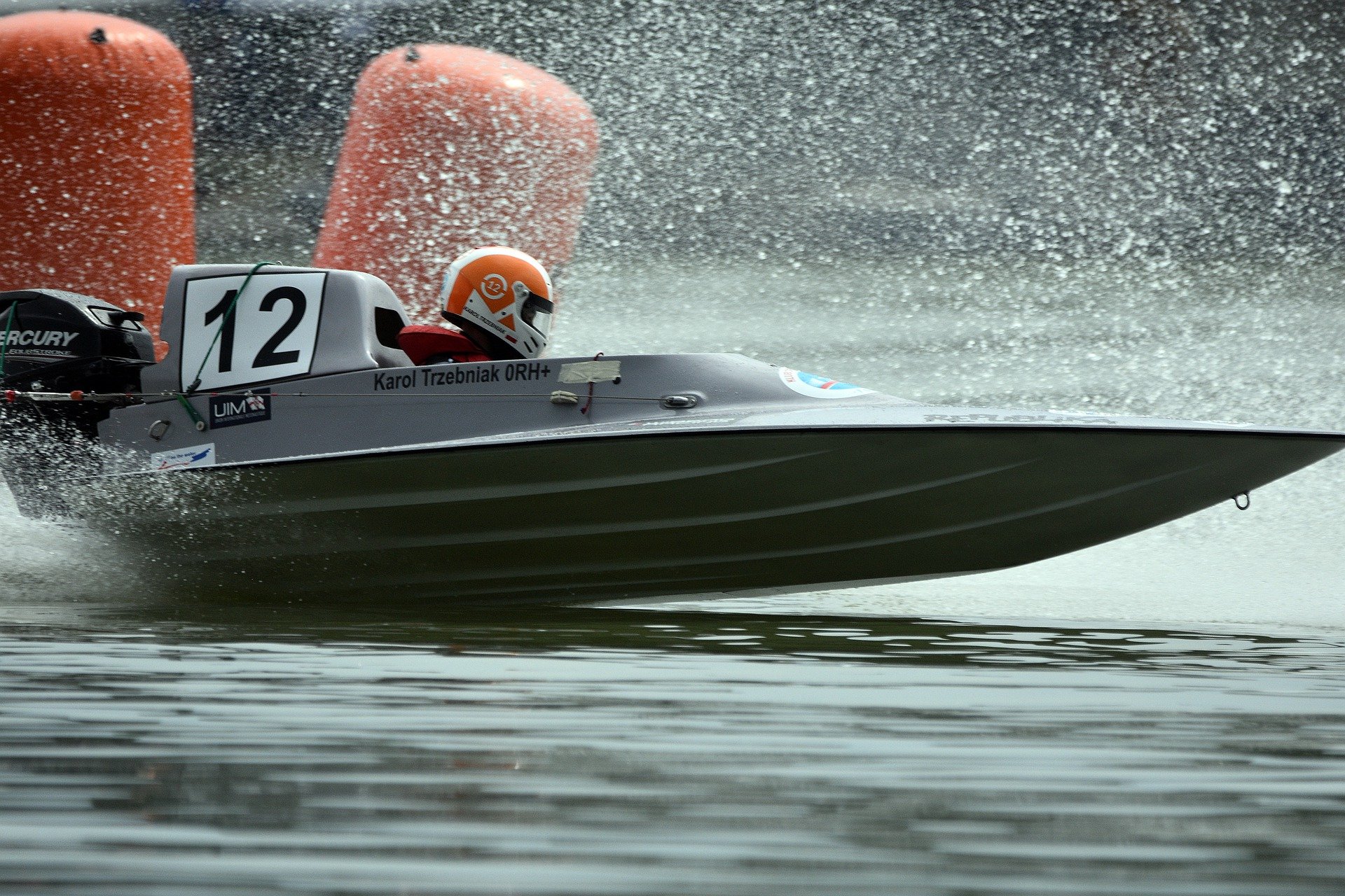 motorboat-race-7405127_1920 (1)